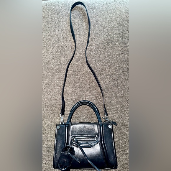 FREE w/ bundle of at least 2 of my listings! Elegant Black Leather HM mini bag - Picture 1 of 3